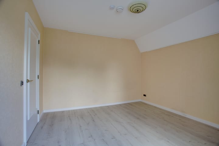 Foto 21 van Rhijngeesterstraatweg 94-D