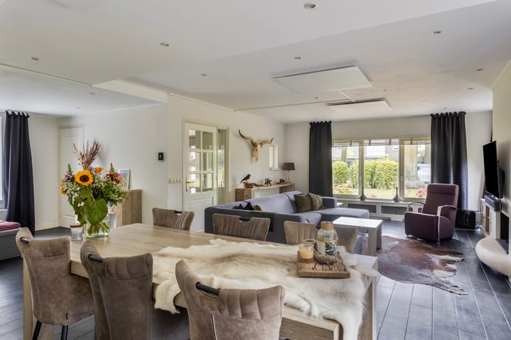 Photo 12 of Kleinussenstraat 8