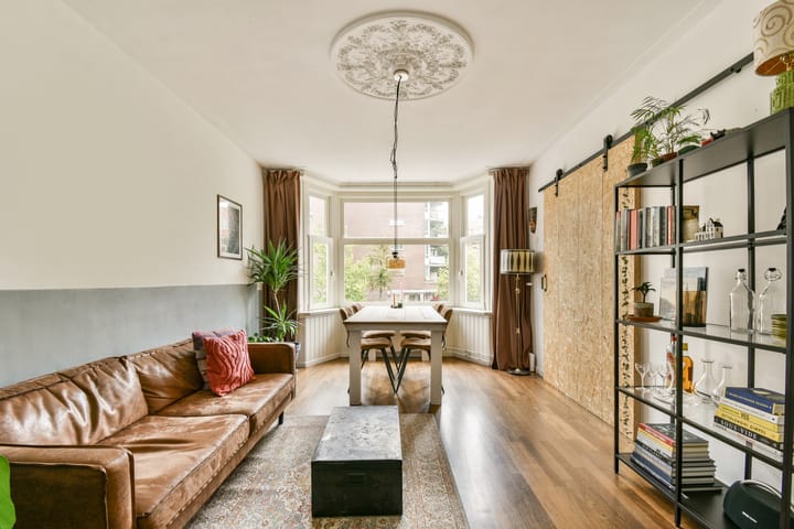 Foto 3 van Van Hallstraat 224