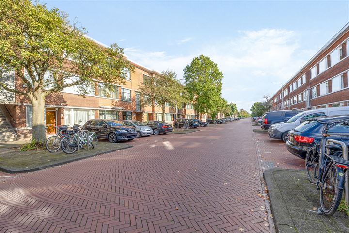 Bekijk foto 32 van Vreeswijkstraat 370