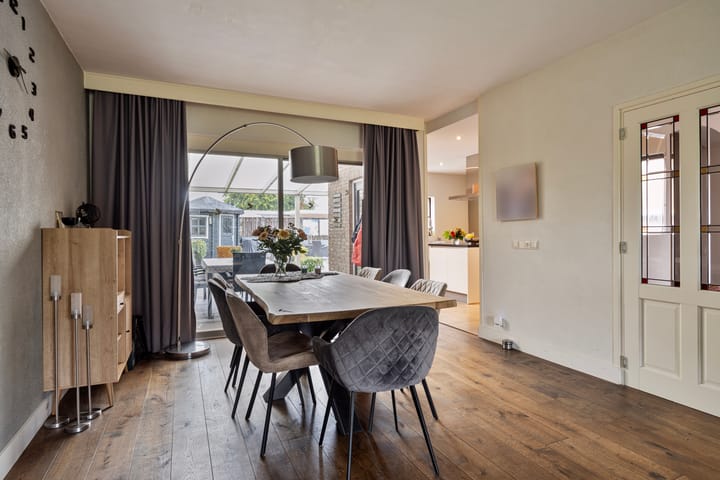 Foto 10 van Hoefblad 12