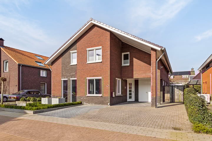 Hoefsmid 47