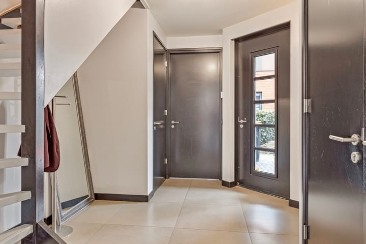 Foto 2 van Hoefsmid 47