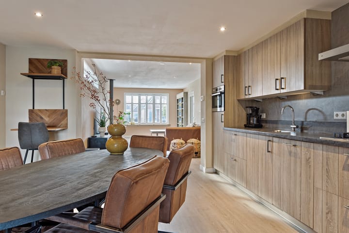 Photo 4 of Skoalikkers 41