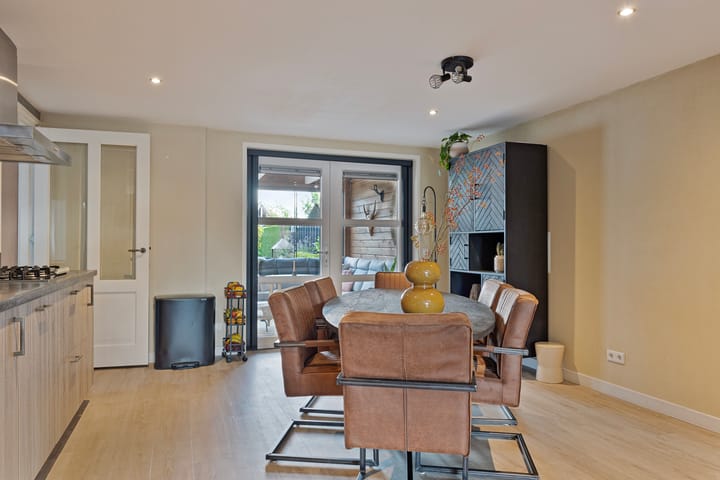 Photo 6 of Skoalikkers 41