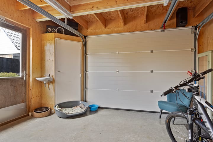 Photo 28 of Skoalikkers 41