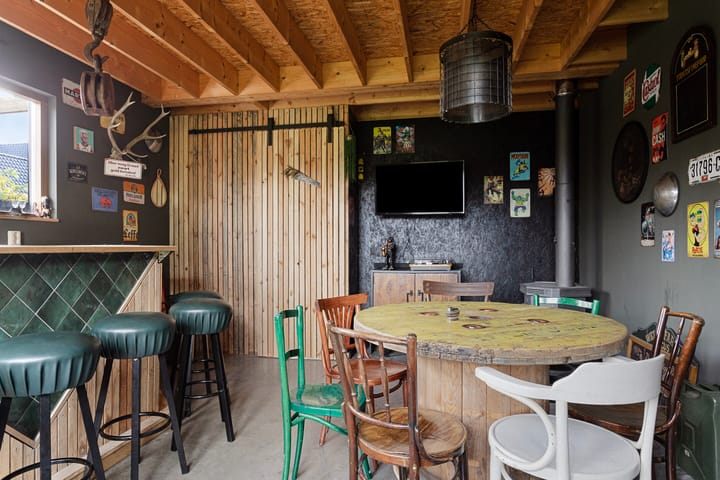 Photo 32 of Skoalikkers 41