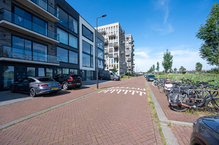 Photo 37 of Kea Boumanstraat 26-A