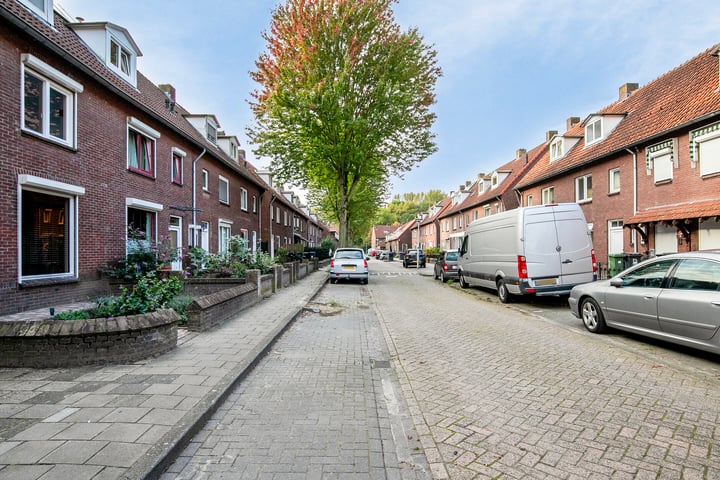 Bekijk foto 41 van Diepenbrockstraat 15