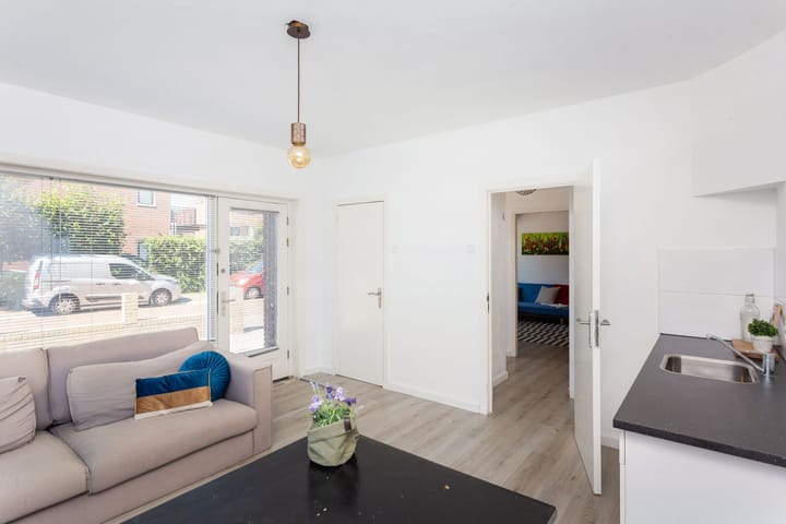 Foto 2 van S. Hoogewerffstraat 34