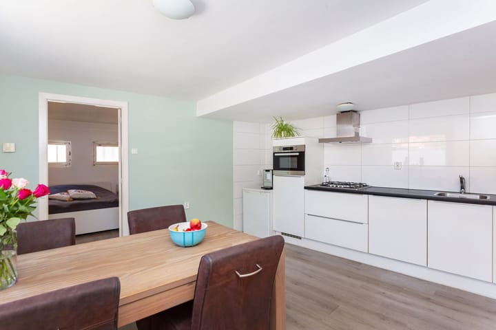 Foto 3 van S. Hoogewerffstraat 34