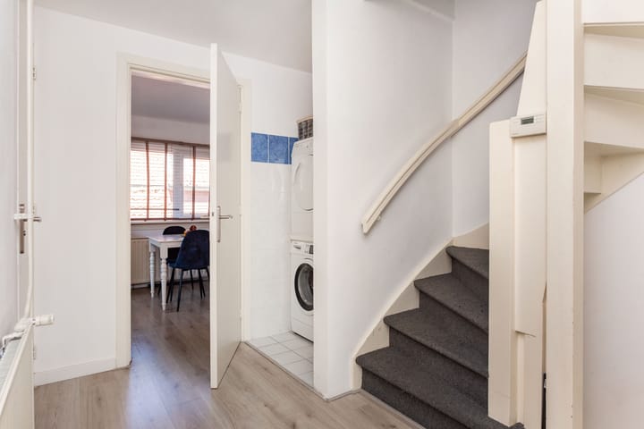 Foto 13 van S. Hoogewerffstraat 34