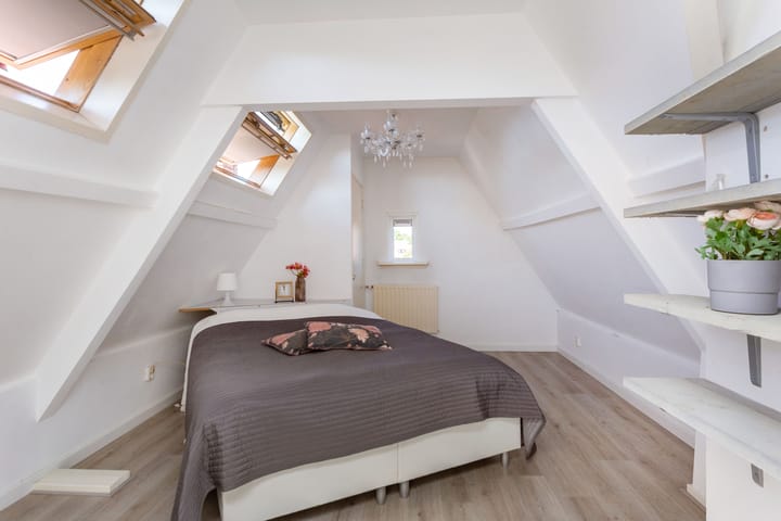 Foto 26 van S. Hoogewerffstraat 34