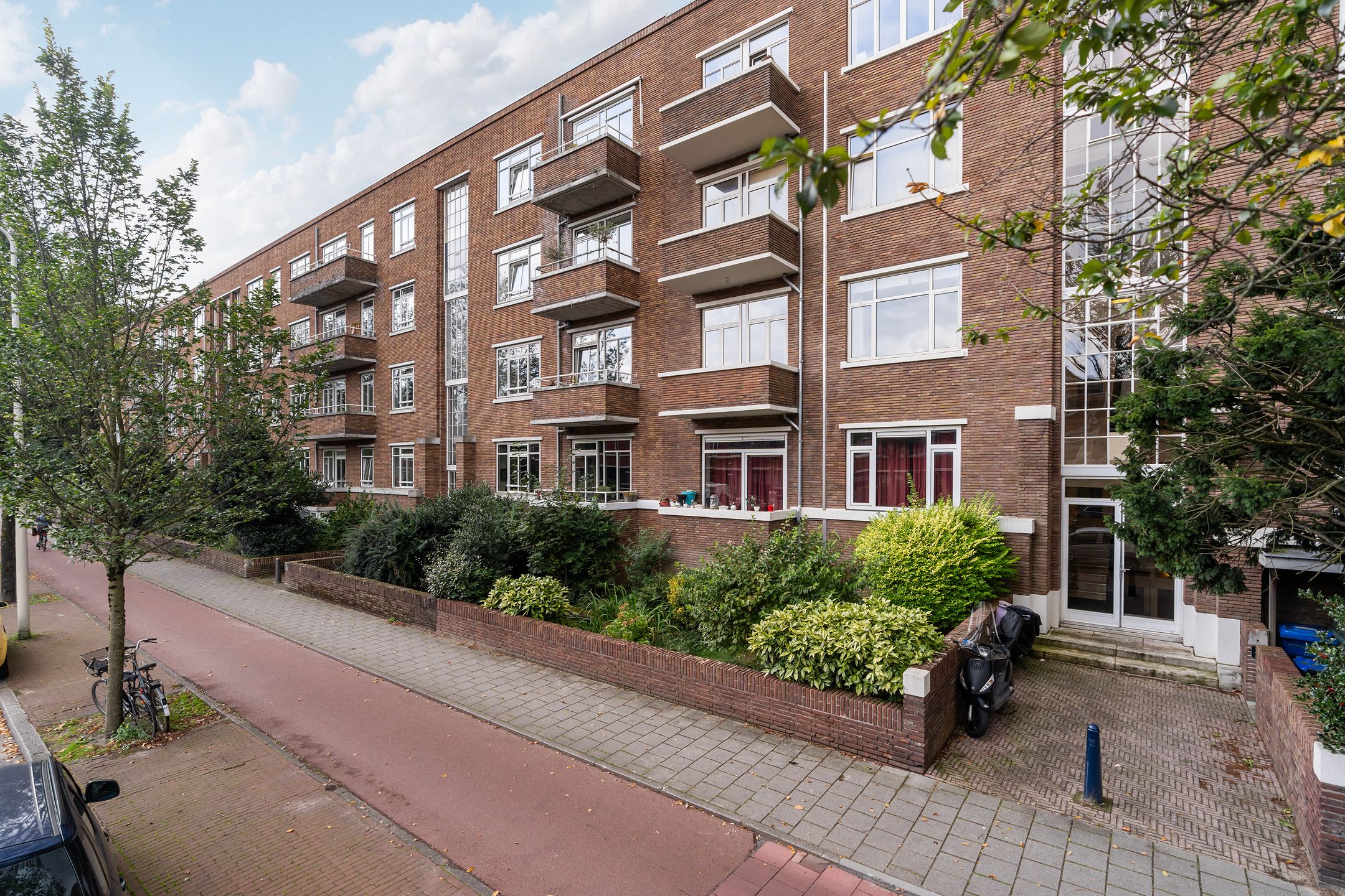 Photo 36 of Van Alkemadelaan 538