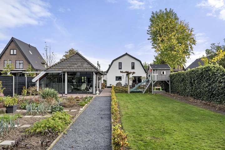 Foto 1 van Westelijke Parallelweg 3