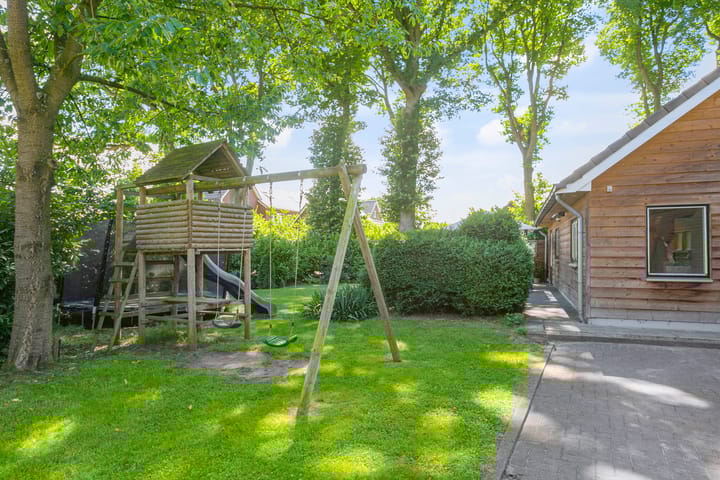 Photo 24 of Harderwijkerweg 411-A