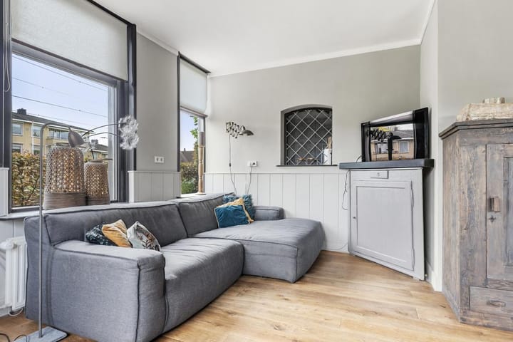 Foto 9 van Westelijke Parallelweg 3