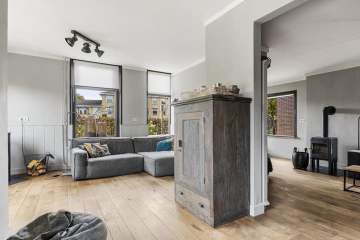 Foto 13 van Westelijke Parallelweg 3