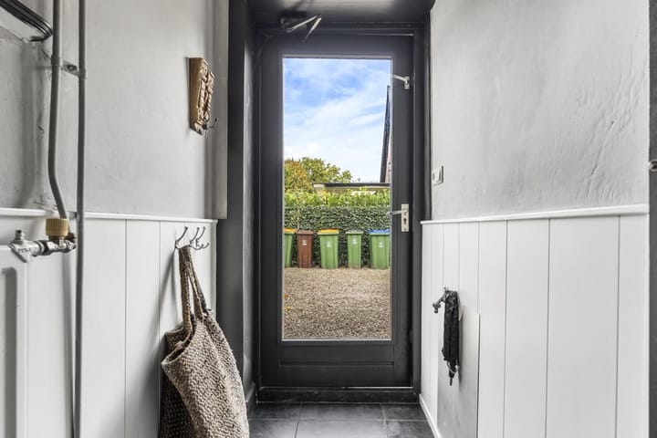 Foto 17 van Westelijke Parallelweg 3