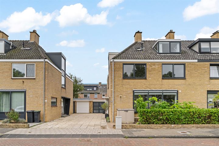 View photo 3 of van Struykstraat 17