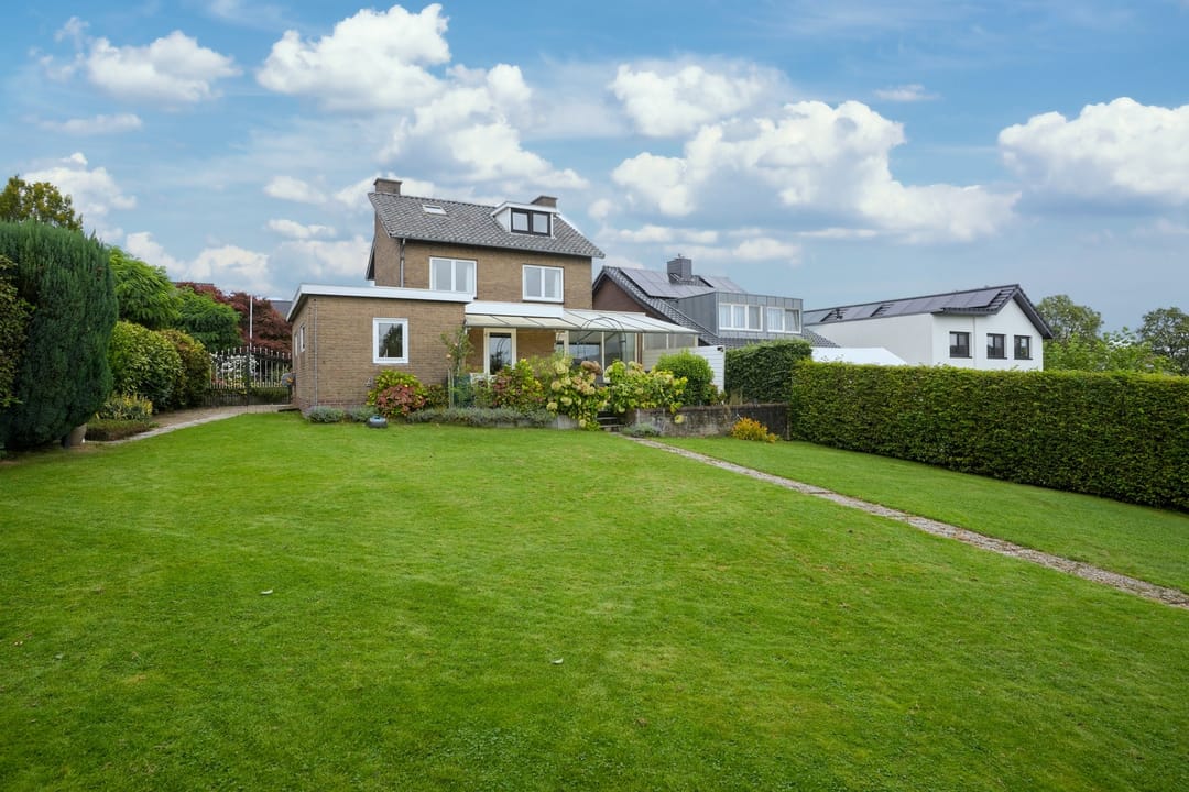 Foto 2 van Julianastraat 19-A