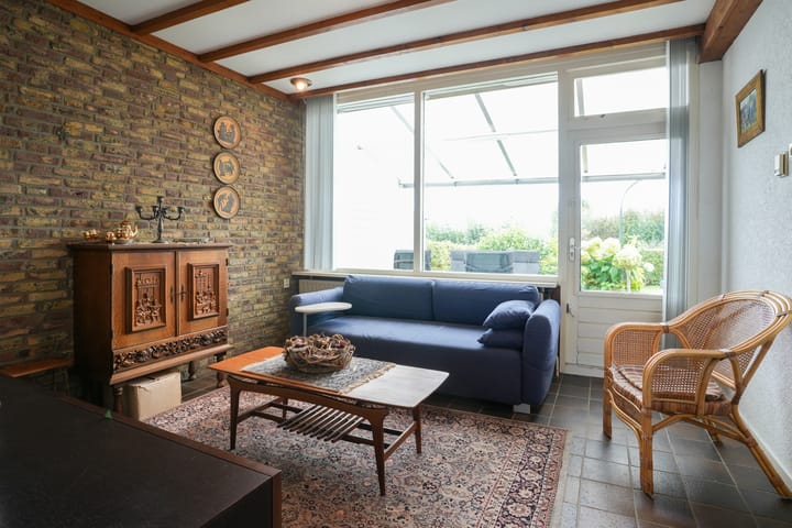 Photo 9 of Julianastraat 19-A