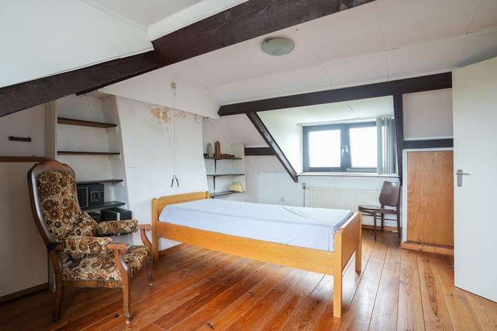 Photo 26 of Julianastraat 19-A