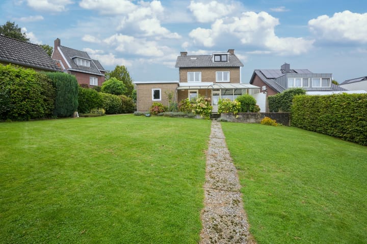 Photo 29 of Julianastraat 19-A