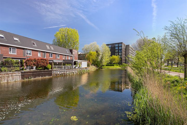 Bekijk foto 33 van J.L. van Rijweg 132