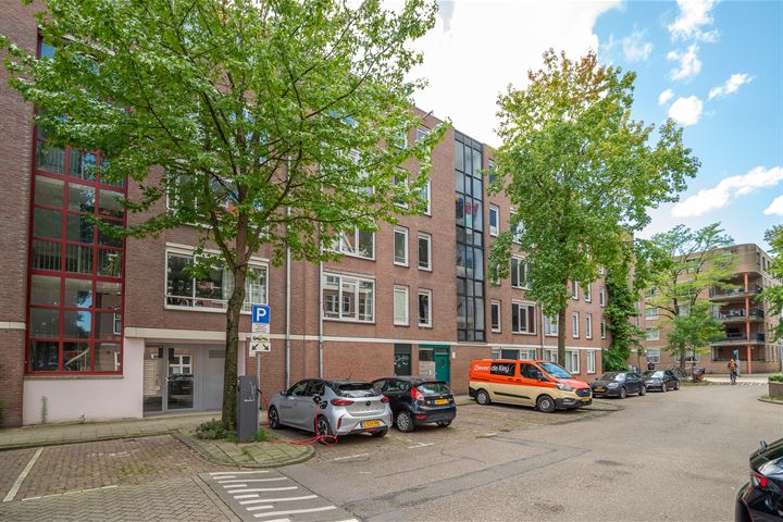 Bekijk foto 2 van Nova Zemblastraat 409