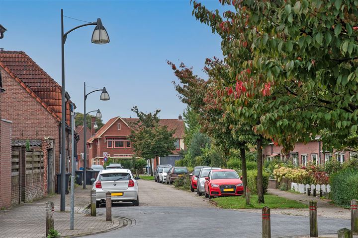 Bekijk foto 19 van Zwanebloemstraat 75