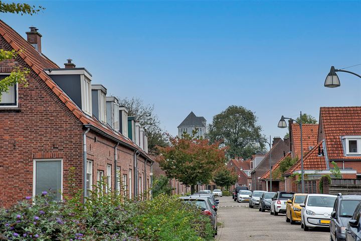 Bekijk foto 20 van Zwanebloemstraat 75