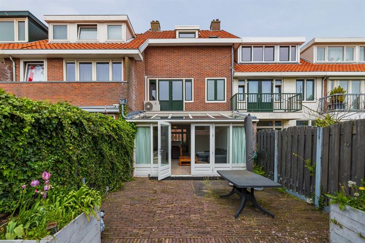 View photo 4 of Badelochstraat 30