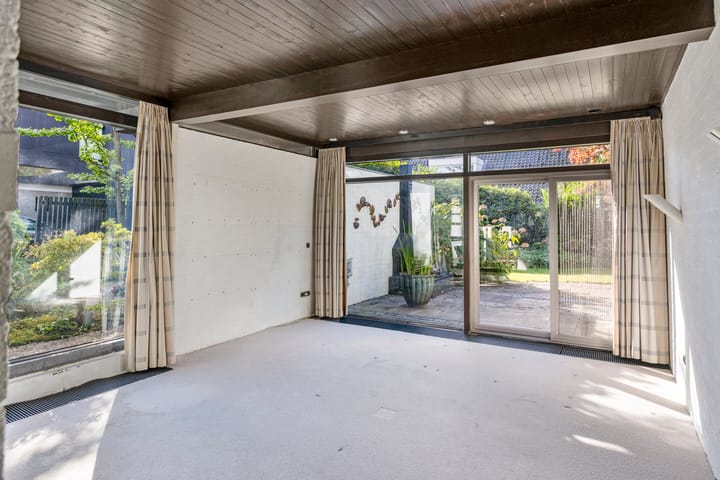 Foto 11 van Paus Joanneslaan 5