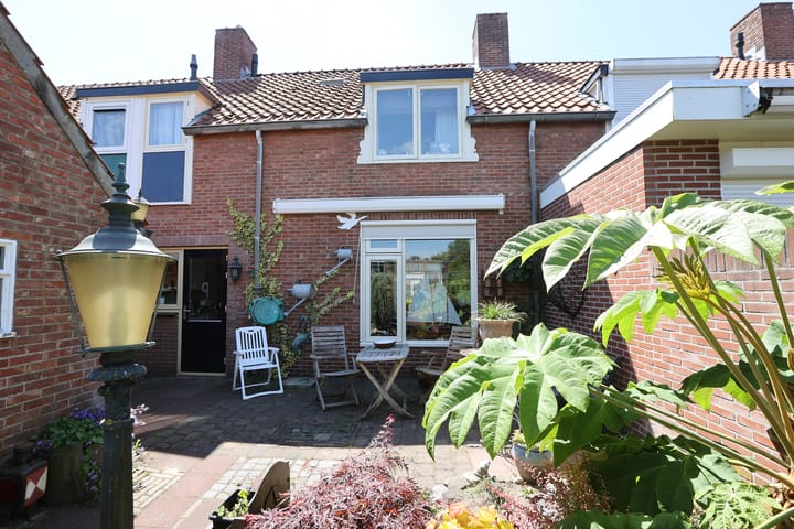 Foto 20 van ter Woordstraat 6