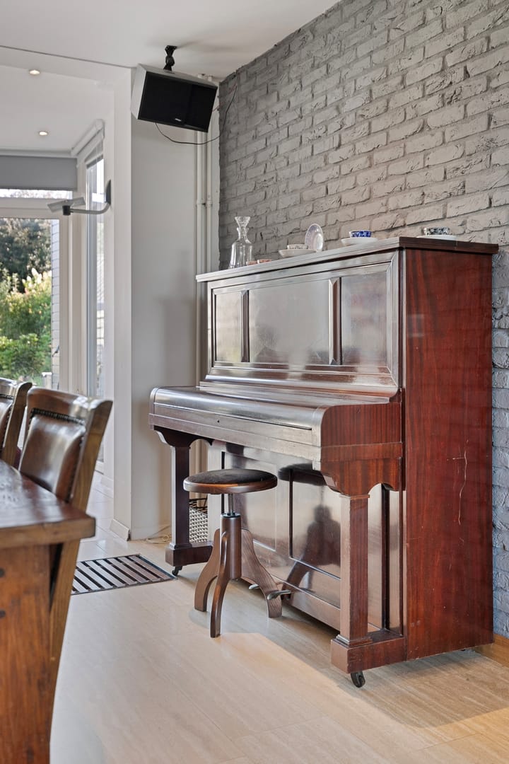 Photo 6 of Leeuwerikstraat 12