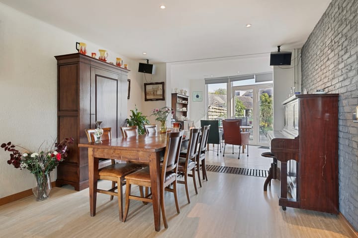 Photo 8 of Leeuwerikstraat 12