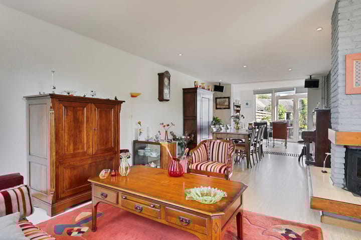 Photo 11 of Leeuwerikstraat 12