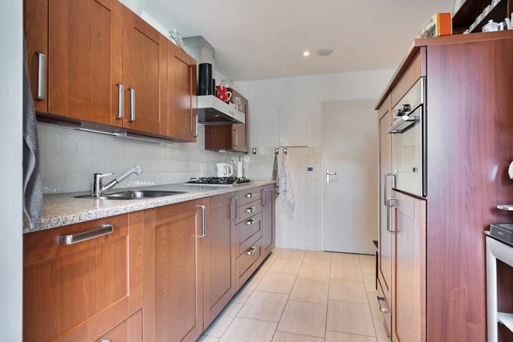 Photo 13 of Leeuwerikstraat 12