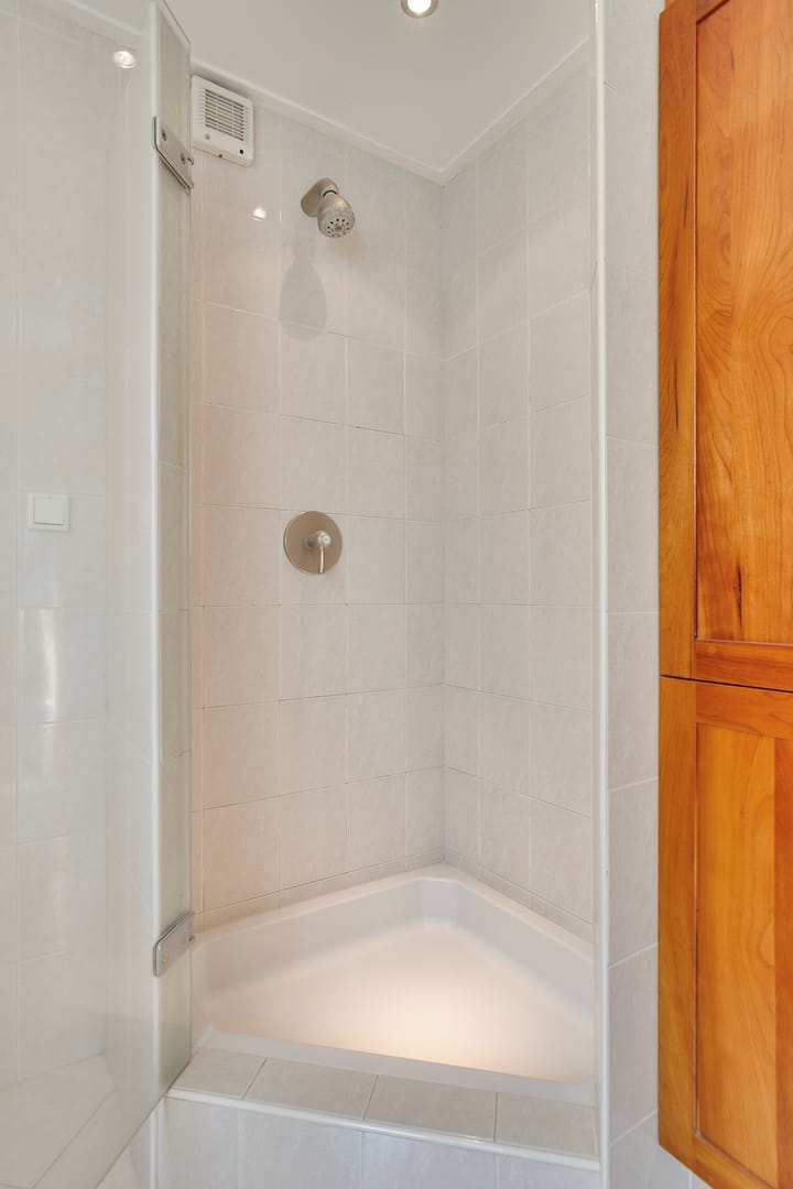 Photo 32 of Leeuwerikstraat 12