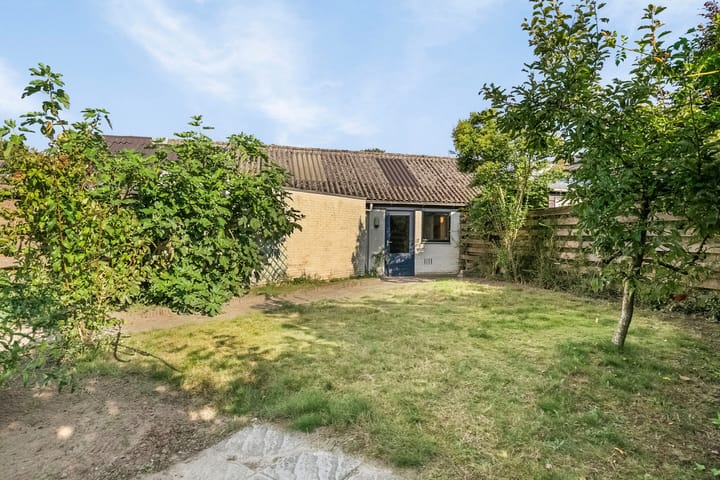 Photo 41 of Leeuwerikstraat 12