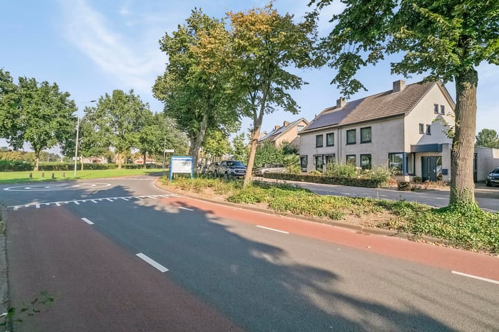 Photo 55 of Leeuwerikstraat 12