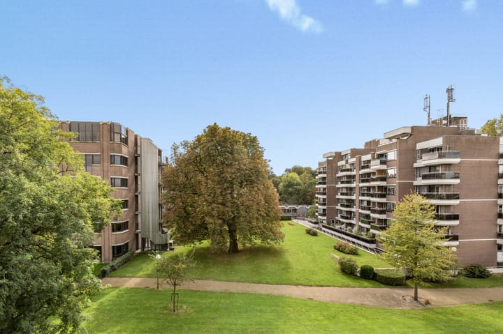 Photo 7 of Hazepaterslaan 254