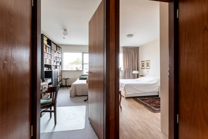 Photo 13 of Hazepaterslaan 254