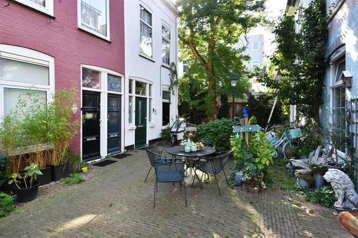 View photo 38 of Van Swindenstraat 61