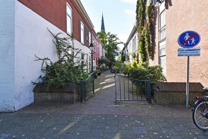 View photo 40 of Van Swindenstraat 61