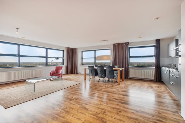 Foto 11 van Winkelcentrum Woensel 207