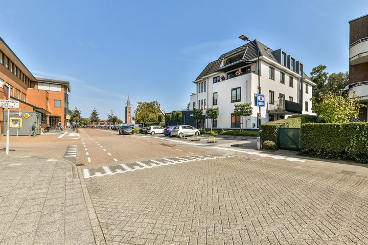 Bekijk foto 5 van Croonstadtlaan 102