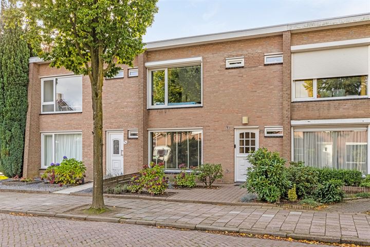 Bekijk foto 1 van Kerkakkerstraat 52