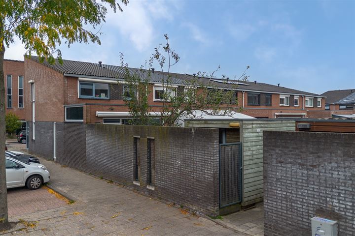 Bekijk foto 34 van Milongastraat 25